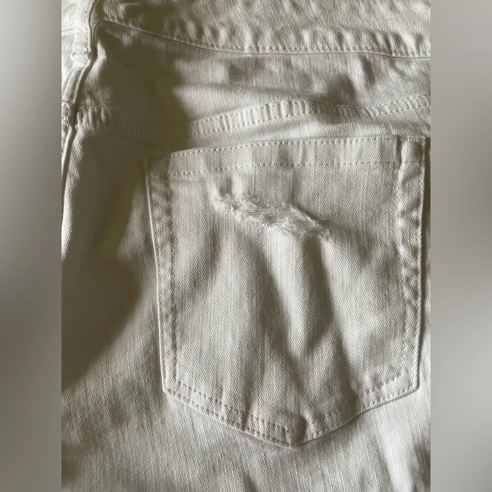 Torrid NEW white destructive shorts size 20 - Picture 7 of 10